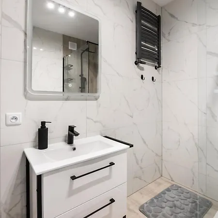 公寓 Nowodwory Cosy By Bookinghost