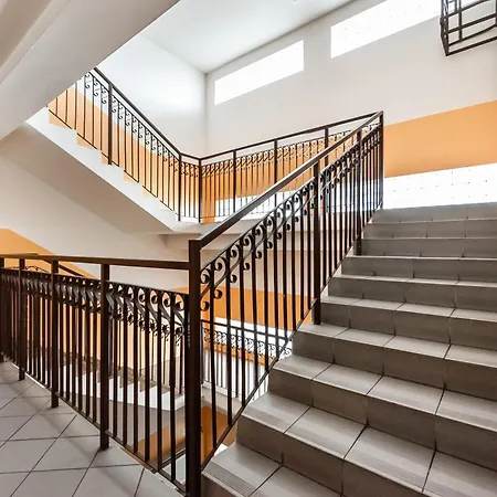 Apartman Nowodwory Cosy By Bookinghost