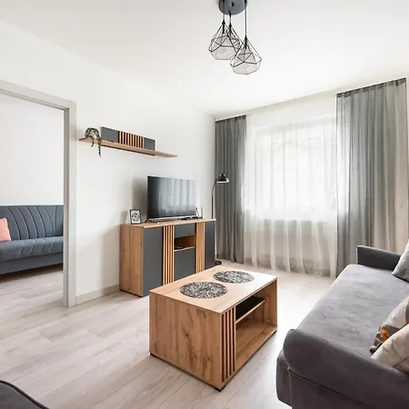 Nowodwory Cosy Apartment Warsaw